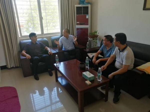m88.com中国乡村振兴研究院与地方政府共建社会实践基地(图3)